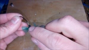 Как наживить силиконового рака на офсетный крючок.Особенность монтажа данной приманки на лучшую игр