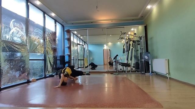 DRILL AND HEADSPIN!!КРУЧЕНИЕ НА ГОЛОВЕ!! смотреть онлайн
