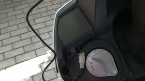Подключение зарядного устройств USB на макси скутер