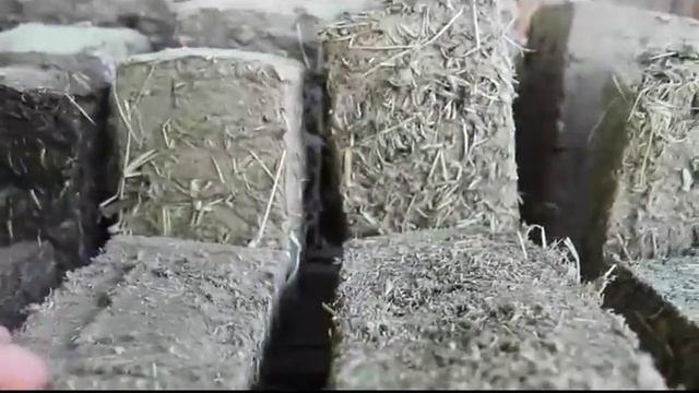 Топливные брикеты из травы и бумаги. Fuel briquettes from grass and paper смотреть онлайн