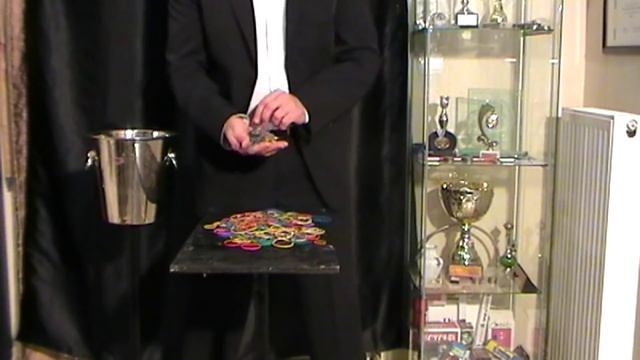 magic with rubber bands смотреть онлайн