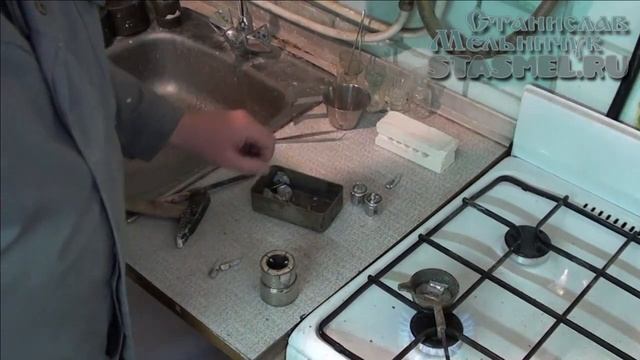 ПРОТЕЗИРОВАНИЕ ЗУБОВ. Штампованные коронки. Заливка штампиков в бромштром. смотреть онлайн