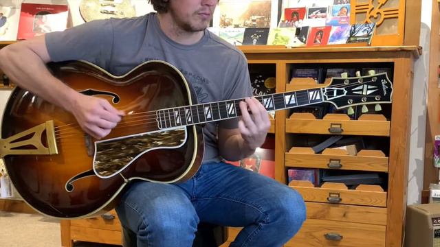 1947 Gibson Super 400 - "So What" смотреть онлайн