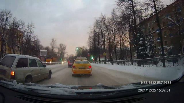 Driving in Moscow agglomeration: Лефортово - Раменское 25/12/2021 (timelapse 4x-10x) смотреть онлайн