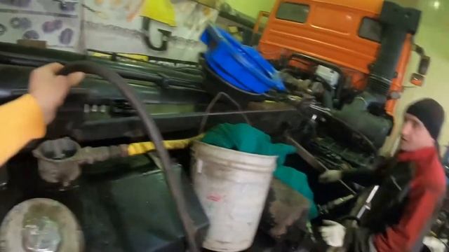 Главный клапан как в СССР. Крюковой погрузчик Marrel, замена гидрораспределителя или гидронасоса? смотреть онлайн