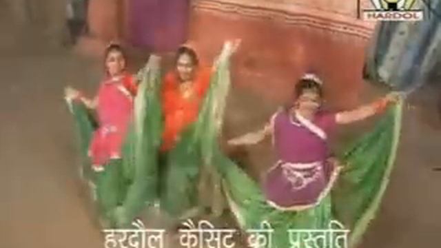 चिलम तम्बाखू को डब्बा // बुन्देली लोकनृत्य -बधाई ,राइ,ढीमरयाई,नौरता इत्यादि से भरपूर смотреть онлайн