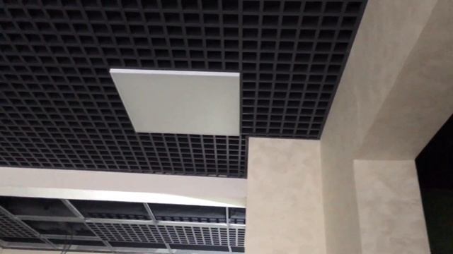 Грильято. Подвесной потолок. Матовый. Красиво смотрится. ЖК Пригород Лесное. Мисайлово смотреть онлайн