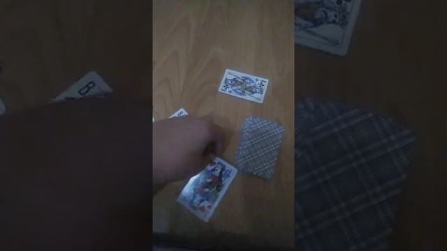 Как можно поиграть в карты одному?!? смотреть онлайн
