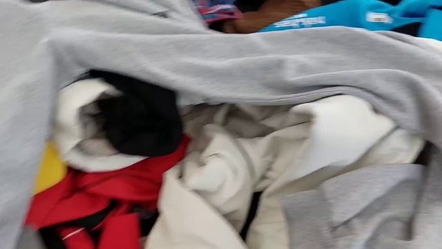 SECOND HAND, утепляемся.Одежда по домашнему и фрукты по сезону. смотреть онлайн