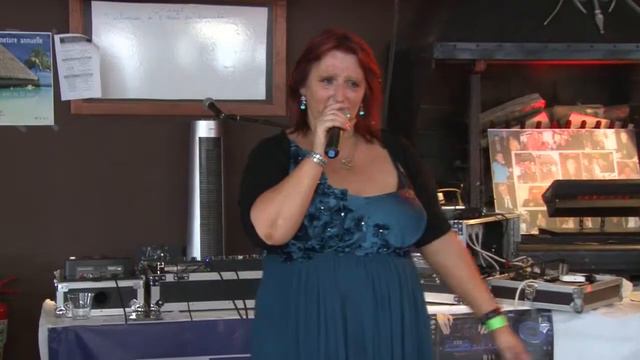 Anemone Delmelle chante " Ma fleur de vie " смотреть онлайн