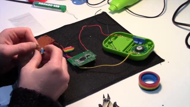 Creative Project/Masters Project - Circuit Bending Update 1 смотреть онлайн