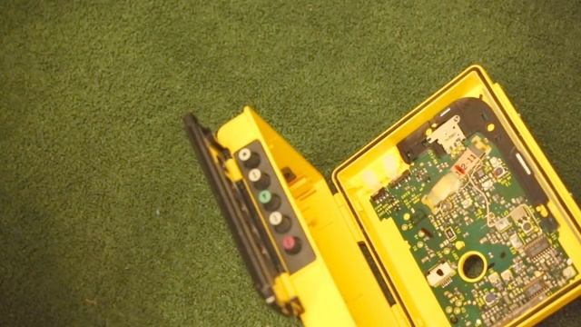Sony WM-F63 Sports Walkman Repair. смотреть онлайн