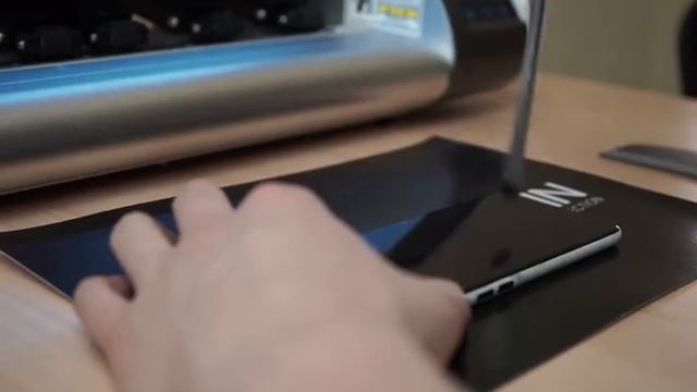 (краш тест) Гидрогелевая защитная пленка смотреть онлайн