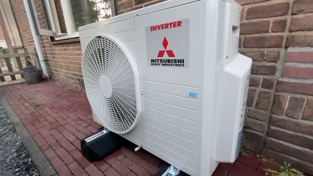 Mitsubitshi Heavy multisplit 7.1kW op 100% vermogen. смотреть онлайн
