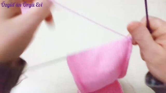 BEŞ ŞİŞ GÖRÜNÜMLÜ ÇORAP YAPIMI | İKİ ŞİŞ İLE BAY-BAYAN DİKİŞSİZ ÇORAP YAPIMI смотреть онлайн