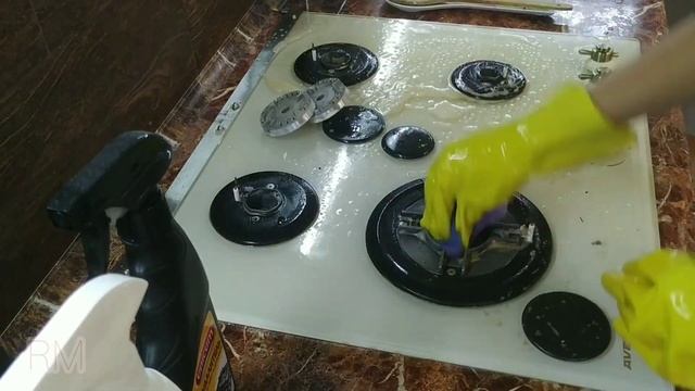 НОВОЕ СРЕДСТВО как очистить плиту стеклокерамика! смотреть онлайн