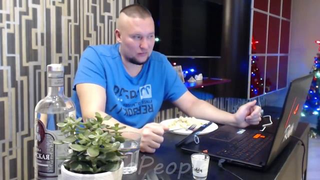 Дмитрий Шилов.Совместный проект с Михалычем.Порвём л*хов и об*срём олигархов смотреть онлайн