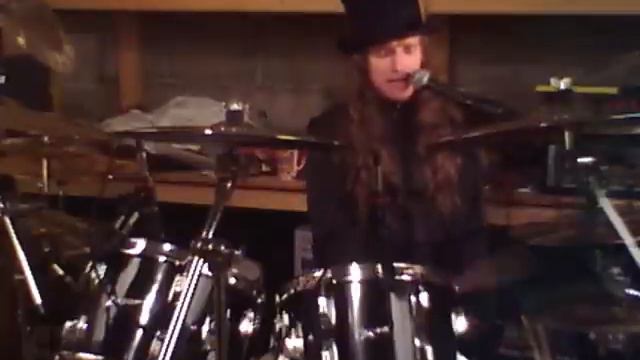 Rob Valine - Rock and Roll Music смотреть онлайн