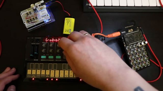 live mix Volca FM / PO Tonic / Iskra JS смотреть онлайн