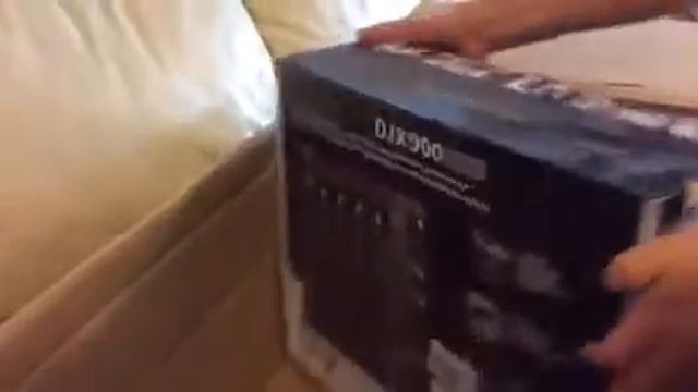 Unboxing My Behringer 900 USB Mixer смотреть онлайн
