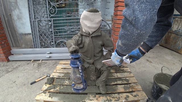 Крутая самоделка (2) из старой детской одежды и цемента/cool homemade from old children's clothes смотреть онлайн