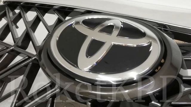 Решетка радиатора Toyota Land Cruiser 200 с 16г TRD смотреть онлайн