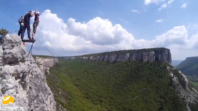 Ким Змеиное Ущелье Прыжок с верёвкой в Крыму с командой Skyline смотреть онлайн