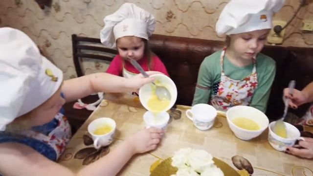 КЕКС  В МИКРОВОЛНОВКЕ ЗА 5 МИНУТ.