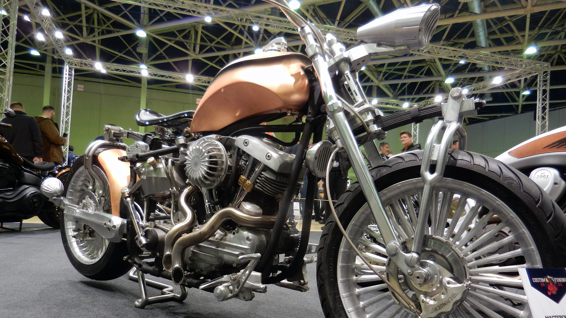 Harley-Davidson Shovelhead на рессорах смотреть онлайн