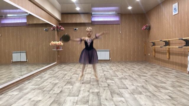 Д. Шостакович"Скерцо", исполняет Полина Галямова, 7лет смотреть онлайн