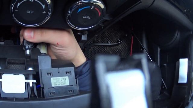 Установка 2DIN магнитолы с Aliexpress на Мазду 6 GH смотреть онлайн