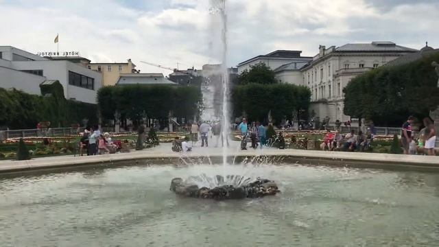Schloss Mirabell Salzburg 2019 (1) смотреть онлайн