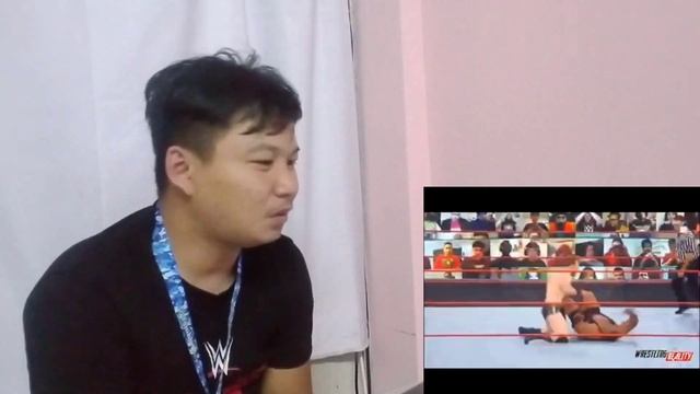WWE RAW (11.1.21) highlight reaction | Malaysia wrestling fans смотреть онлайн