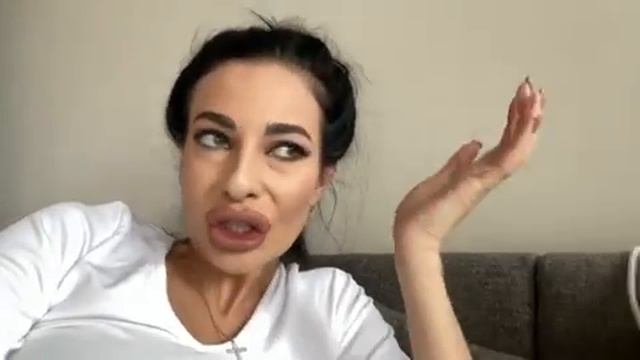 В шоке с некоторых девушек смотреть онлайн