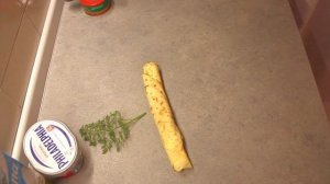 Блинная закуска с икрой и рыбой / Блины с сливочным сыром и лососем / Блины с икрой
