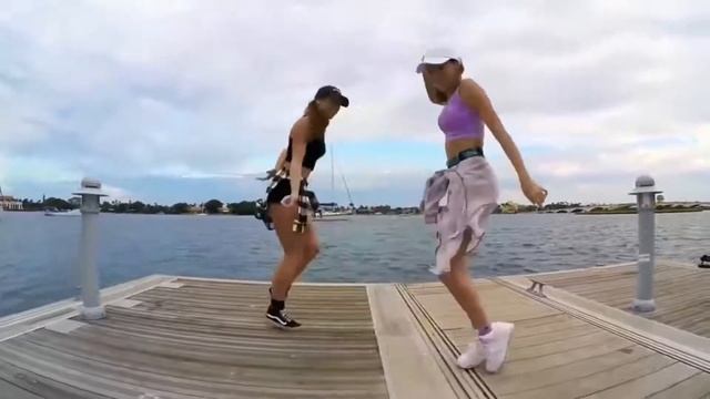 MC Hammer U Can't Touch This ♫ Shuffle Dance Video смотреть онлайн