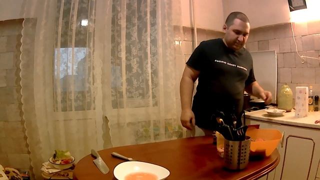 Свежий салат с мидиями смотреть онлайн