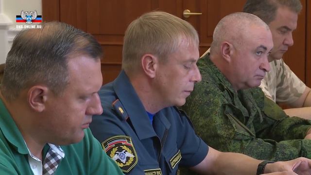 Министр МЧС ДНР принял участие в рабочем совещании с руководителями силовых структур ДНР смотреть онлайн