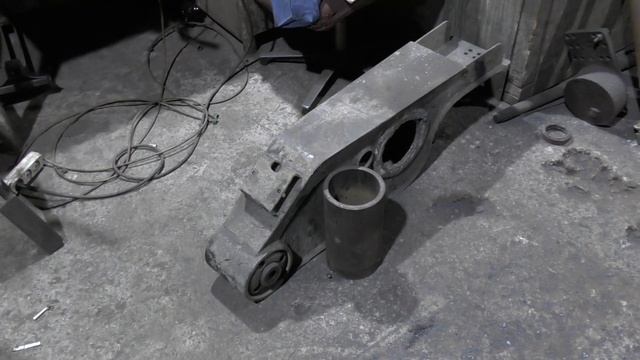 Замена чулка оси Мега, изготовление новой оси для прицепа, ремонт любой оси прицепа в Брянске смотреть онлайн