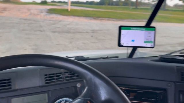 Работа на траке в США. Загрузка кукурузой на ферме. смотреть онлайн