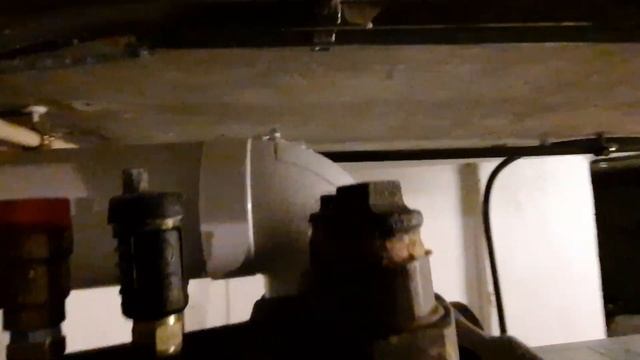 Отопление частного дома в Германии. Котел Viessmann Vitoladens 300-C. смотреть онлайн