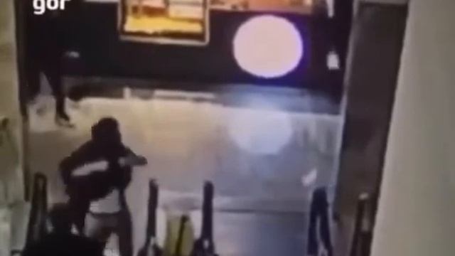 Шара буллет в торговом центре смотреть онлайн
