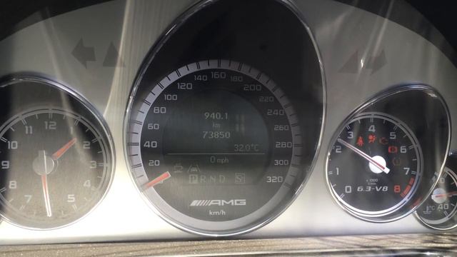 2010 MERCEDES-BENZ E63 AMG WRECKING