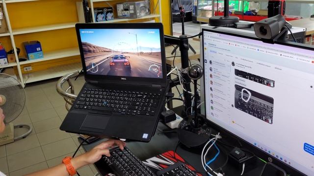 ทดสอบการ์ดจอ Radeon R7 m340 ในคอมพิวเตอร์ Dell смотреть онлайн