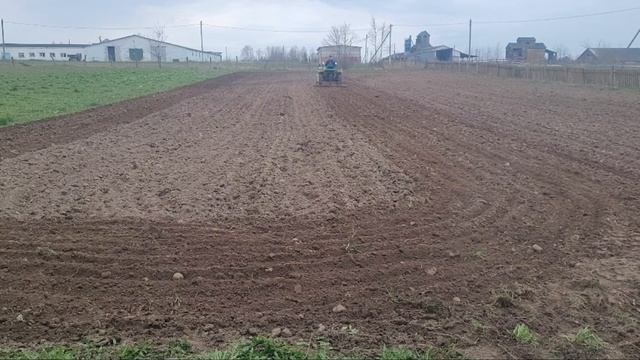 Посев клевера и боронование смотреть онлайн