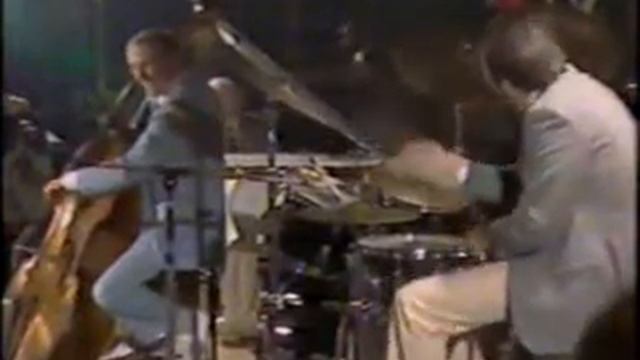Stan Sulzmann+Tony Lee Trio - Green Dolphin St/Nows The Time смотреть онлайн