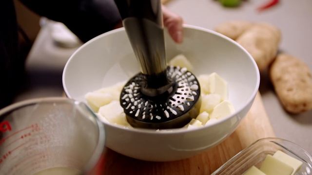 Conquer the expected on your next date night. New Braun MultiQuick Series | :15 Video смотреть онлайн