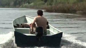 Лодка из стеклопластика 5.60 метра под тохатсу 9.8 л/с.