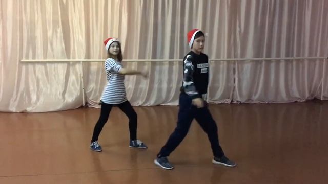 Новогодний танец #Dancefit