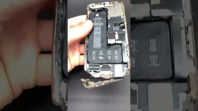 УЖАС! Как интересно этот телефон могли так разбить? смотреть онлайн